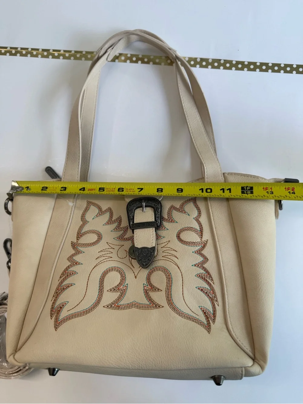 Wrangler Cream Western Tote Bag 🤠 Embroidered Boot Stitch + Silver Buckle